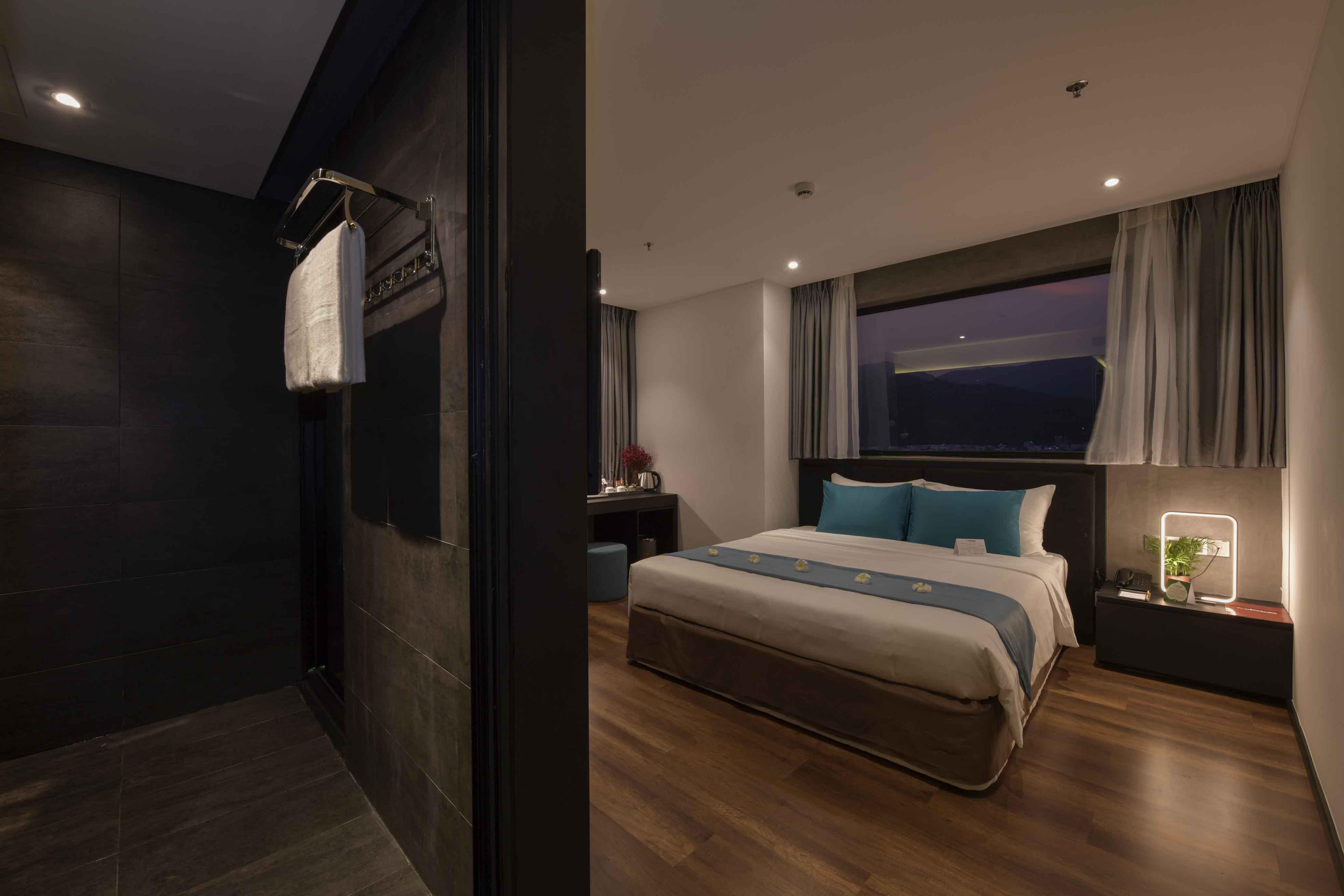 The Code Hotel & Spa Дананг Екстериор снимка