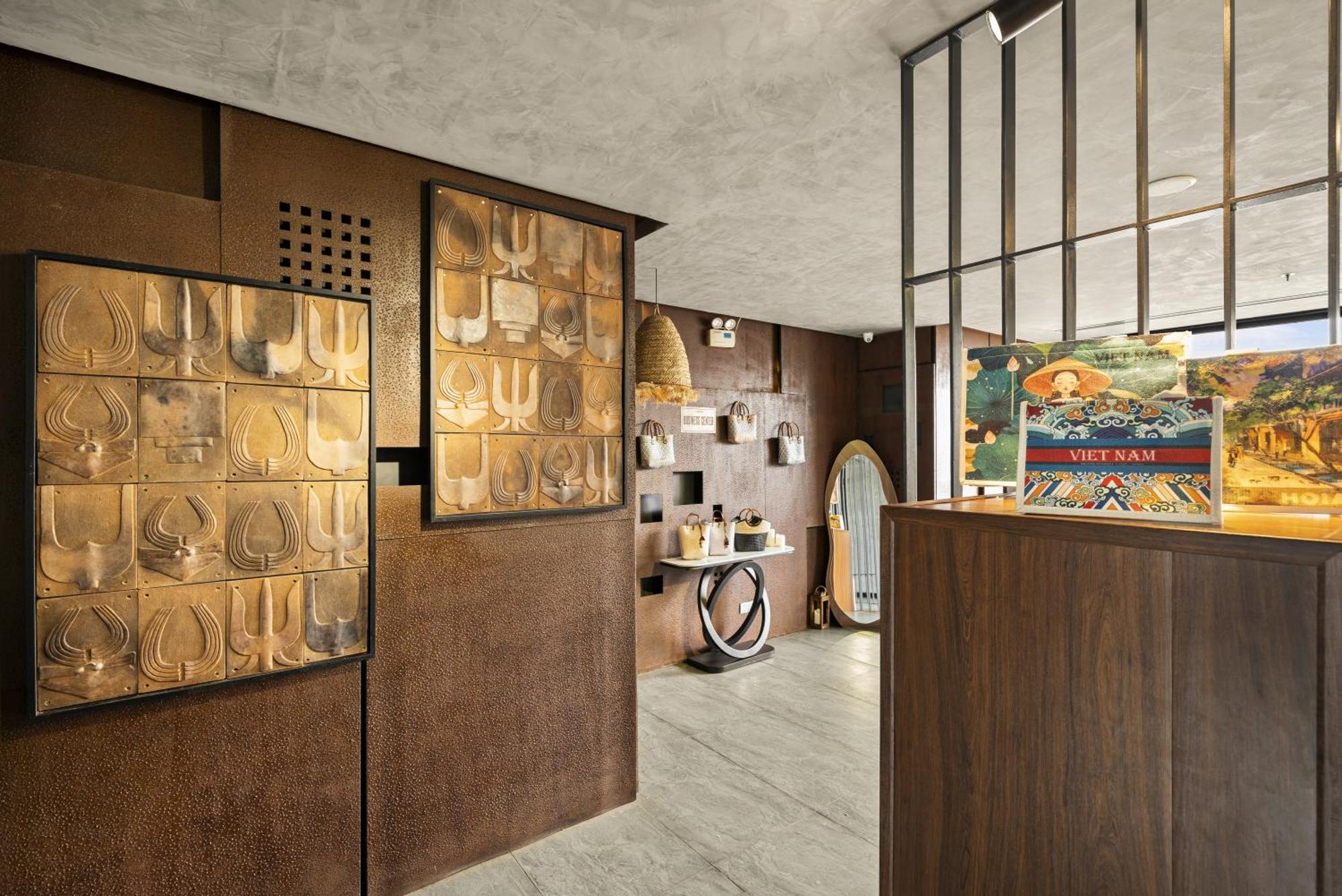 The Code Hotel & Spa Дананг Екстериор снимка